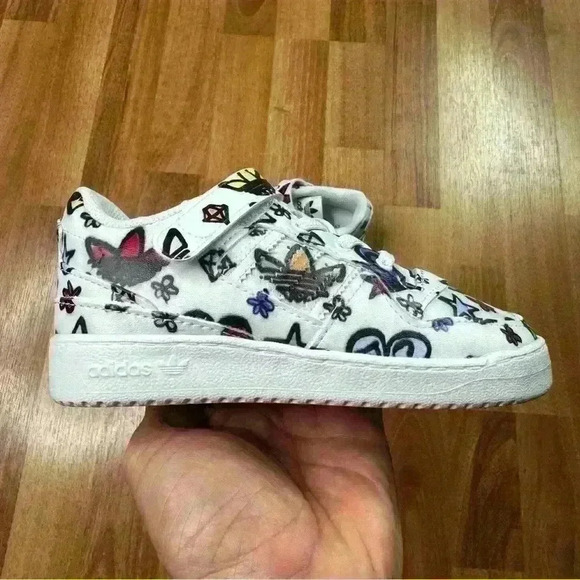 Jeremy Scott x Adidas Other - 💰HUGE CLEARANCE SALE 💰 Adidas Originals Jeremy Scott Forum Low Mono  I JS